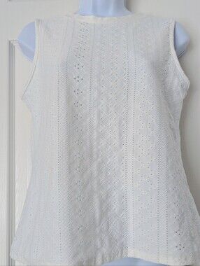 Source Unknown White Eyelet Sleeveless Tank